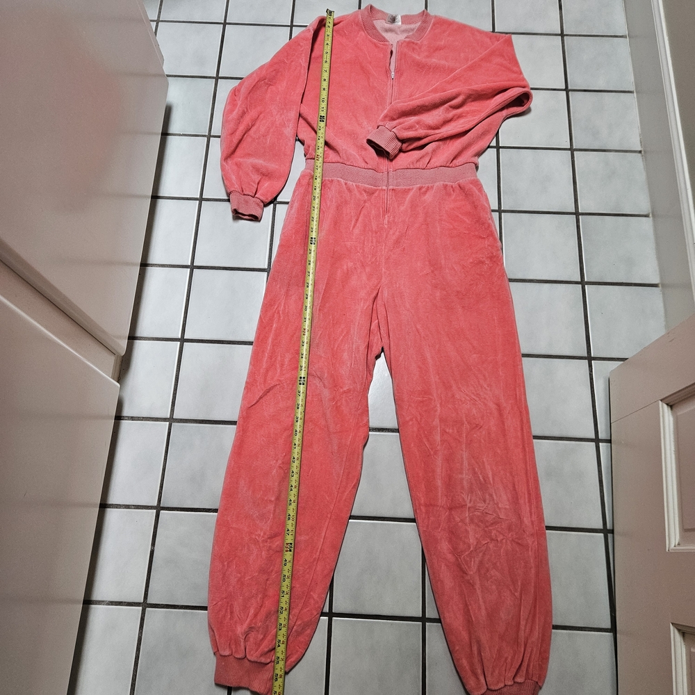 Vintage 1970’s Peach Velour Jumpsuit Size Medium